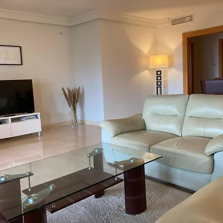 Apartamento Salinas Estepona